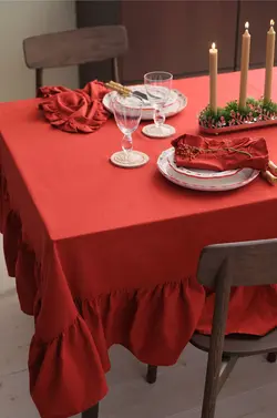 Rød juleduk spisebord